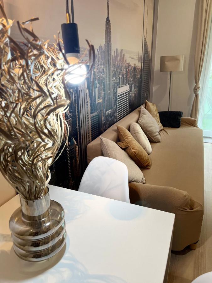 Corvin Promenade Crystal Daire Budapeşte Dış mekan fotoğraf