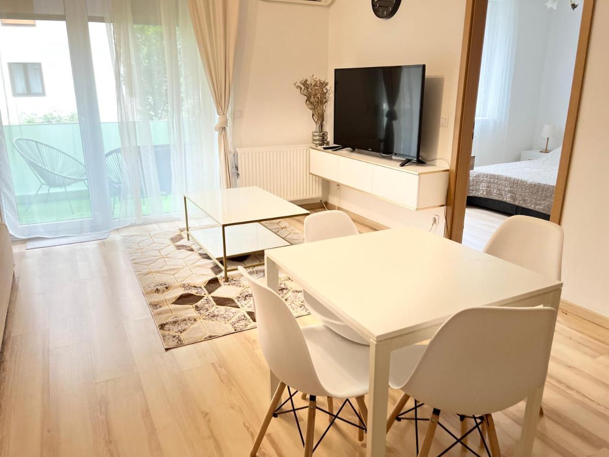 Corvin Promenade Crystal Daire Budapeşte Dış mekan fotoğraf